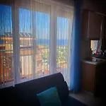 Royal Blue Przy Samym Morzu Plazy Апартамент Приморско